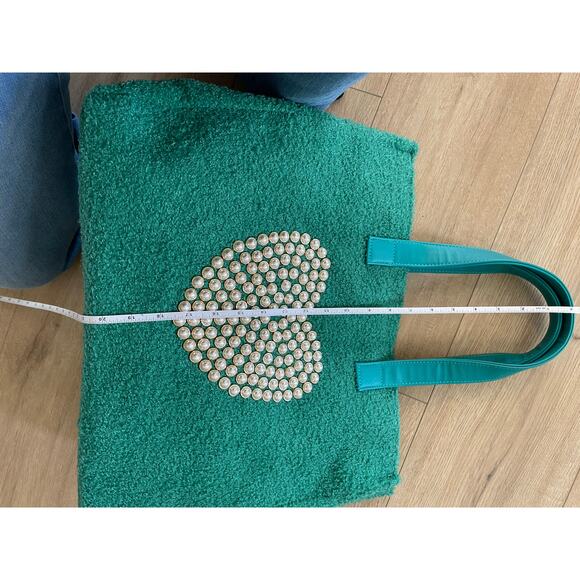 BTB Los Angeles teddy tote - Picture 8 of 12